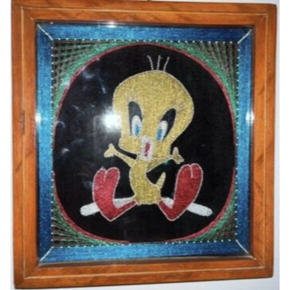 Vintage 70s Tweety Bird Looney Tunes Metallic String Nail Art Wall HangingFramed - Picture 1 of 3